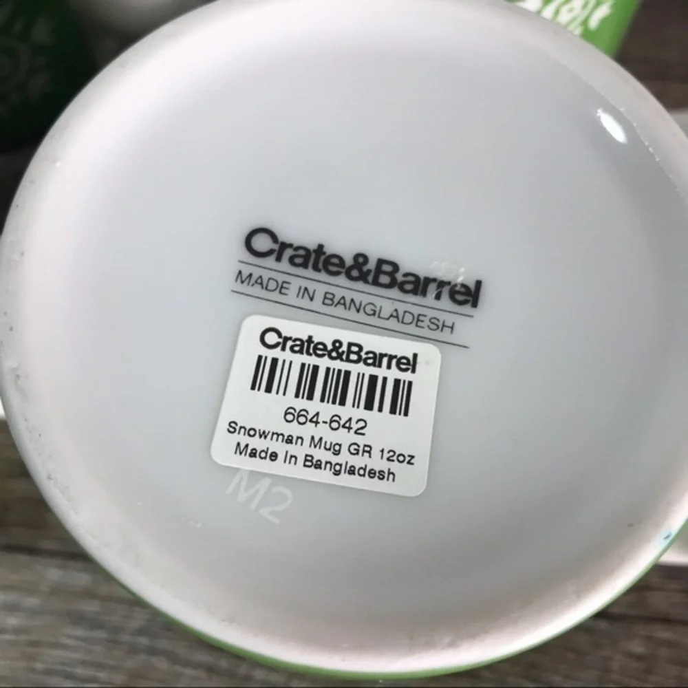 Crate & Barrel snowman mugs Set of 4 Christmas‎ coffee cups holidays